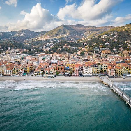 Aparthotel Residenza Le Terrazze Alassio Exterior foto
