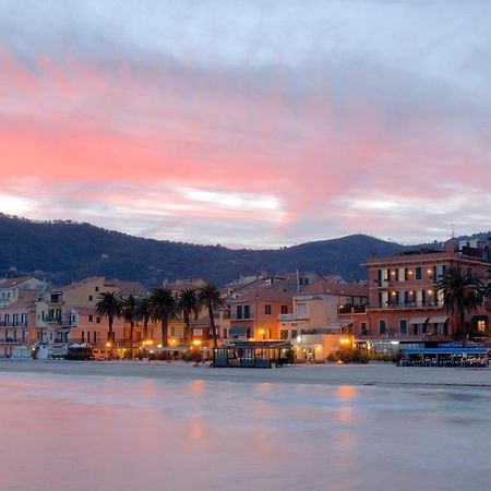 Aparthotel Residenza Le Terrazze Alassio Exterior foto